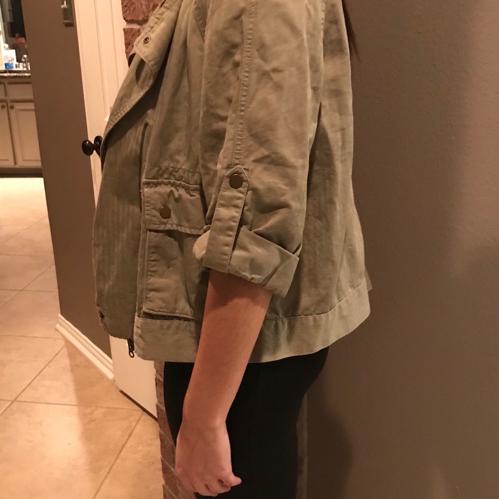NWOT Loft light moss green linen jacket, Size: M - Picture 3 of 8